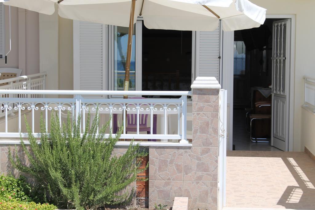 Haraki Aqua Blue Apartment Exterior photo